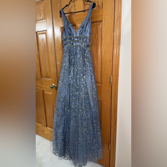 Women’s Formal Dress Size Small Aspeed A-Line Silver Beaded    Prom Gown NEW - Picture 7 of 13